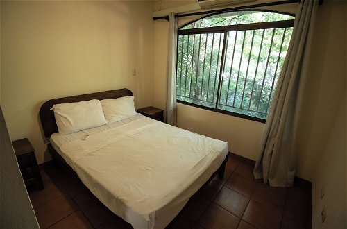 Photo 7 - Anona Guesthouse