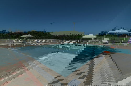 Foto 1 - Appealing Apartment Just 7 km From the Beach