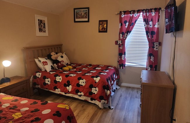 Triton Vacation Pool Home Near Disney - Foto 80