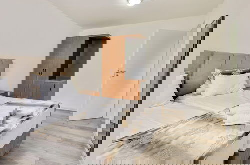 Foto 7 - Cosy Apartment With Terrace