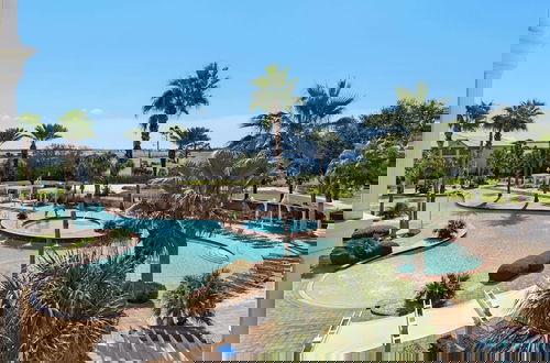 Foto 1 - 2BR Condo w/ Pool & Lagoon View