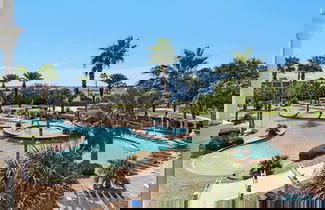 Foto 1 - 2BR Condo w/ Pool & Lagoon View