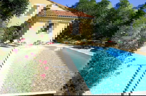 Foto 55 - Inviting Villa in Saint Paul Trois Chateaux With Pool