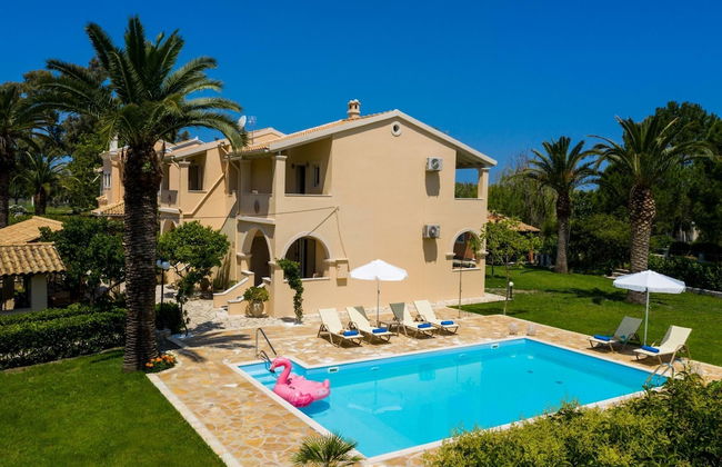Beach Villa Marina in Roda - Foto 1