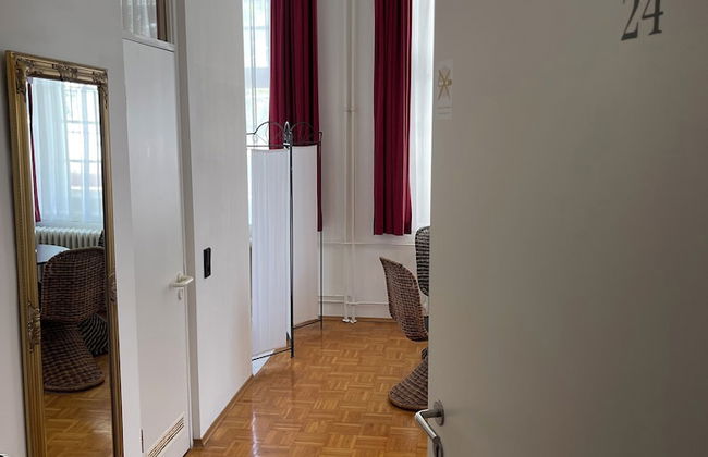 WHLIVING - Apartments & Studios - Foto 2