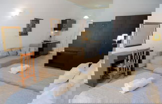 Foto 1 - Zeus Throne
