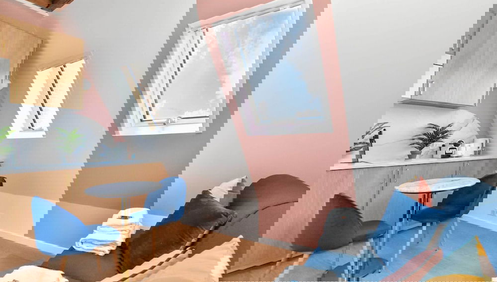 Primary image
