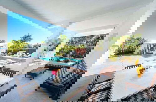 Foto 16 - Seaside Family Vacation Villa, Hotel Amenities v2