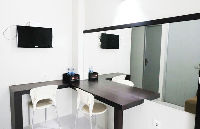 Best Deal and Spacious 2BR at Dian Regency Apartment - Foto 28
