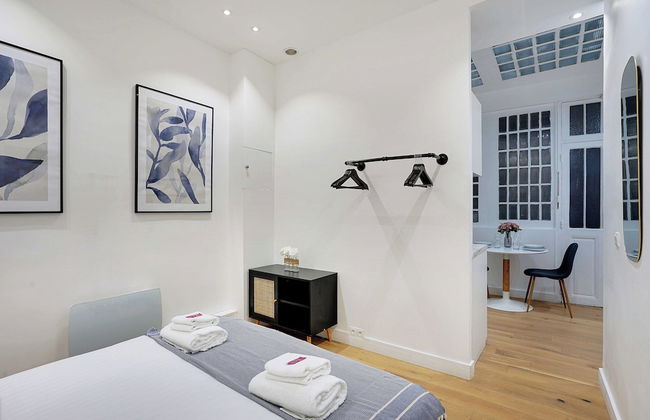 Apartment for 4 People in Bastille - Photo 2