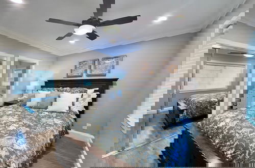 Foto 8 - Designer decorated 6 bedroom pool house
