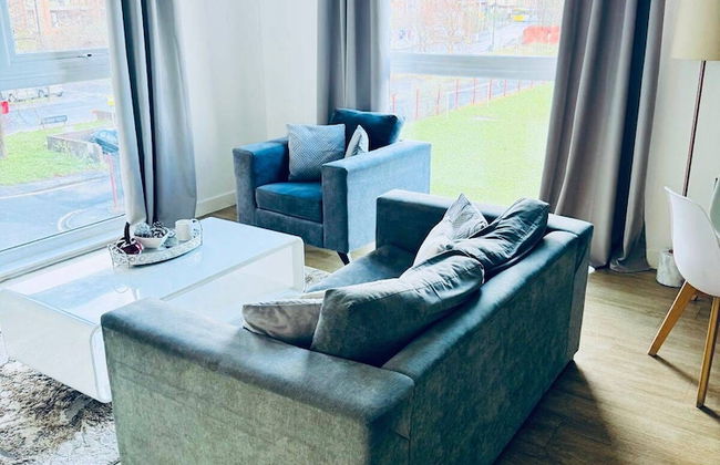 City Center Modern Apartment in Manchester - Photo 8