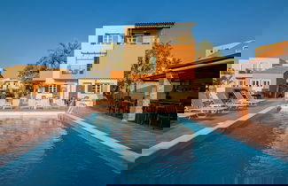 Foto 1 - Golden Valentin Apartments