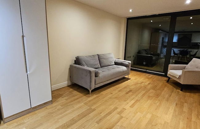 Modern & Lovely 2 Bed in London - Foto 11