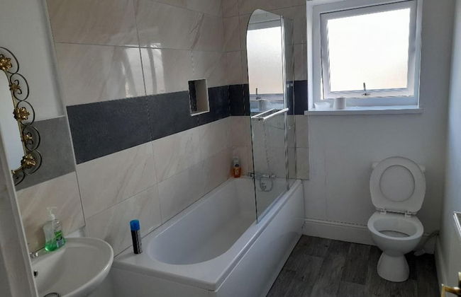 2-bed Apartment Near Beaches & Attractions Petsok - Foto 11