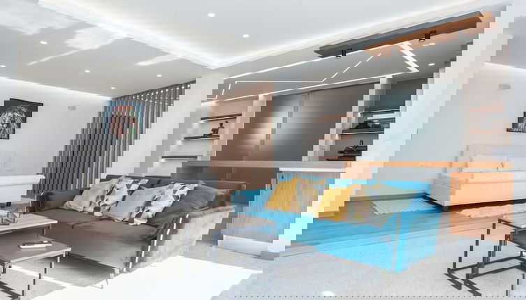 Foto 1 - Stylish Modern Suite at Piraeus Port