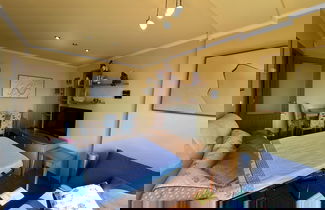 Foto 5 - Lovely 1-bed Apartment in Portonovo, Spain