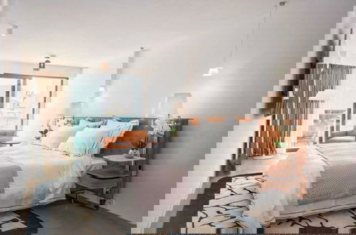 Foto 7 - Luxurious Apartment With Terrace
