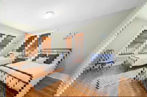 Foto 1 - Rocket City Residence