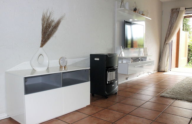 Exquisite 2 Bedroom Garden Townhouse in the Heart of Fourways - Foto 38