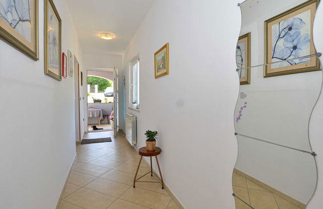 Radovani Peaceful and Serene Apartment With Terrace - Foto 1