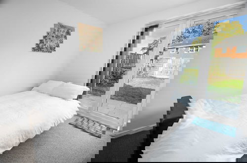 Photo 4 - Homely 2bed 2bath House in Erdington With Parking Sleep 6
