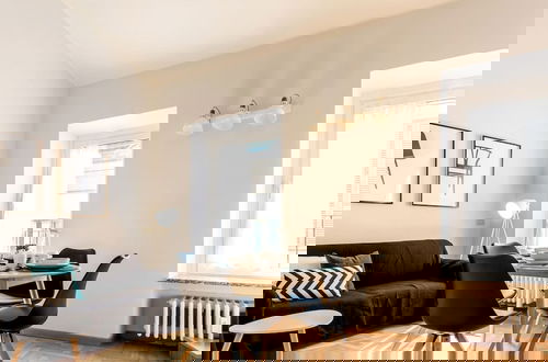 Foto 46 - Modern Split Level Apartment
