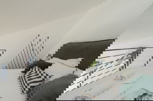 Foto 10 - Modern Split Level Apartment