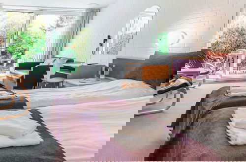 Foto 31 - Holiday Home Featuring Peaceful Area