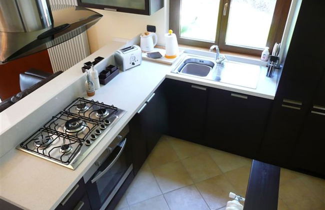 Clubhouse With 4 Bedrooms and 2 Bathrooms - Foto 6