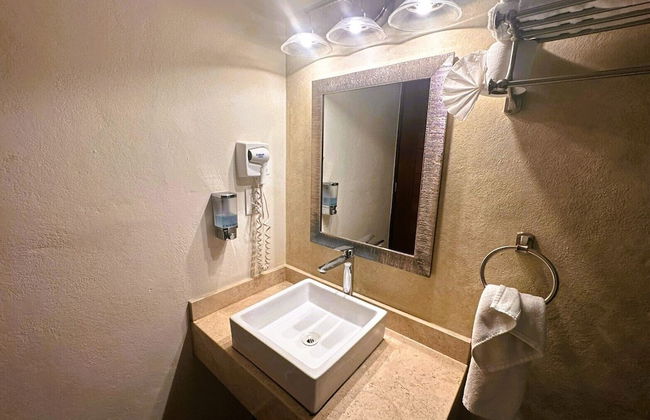 Casona San Cayetano Suites & Lofts & Spa by SCE - Photo 36