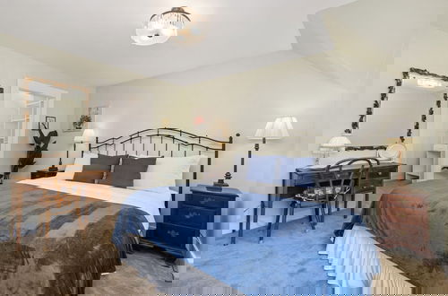 Photo 5 - City Park Charm - Vintage Home w/ Modern Comforts