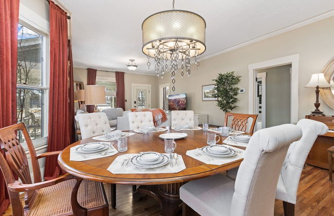 City Park Charm - Vintage Home w/ Modern Comforts - Foto 26