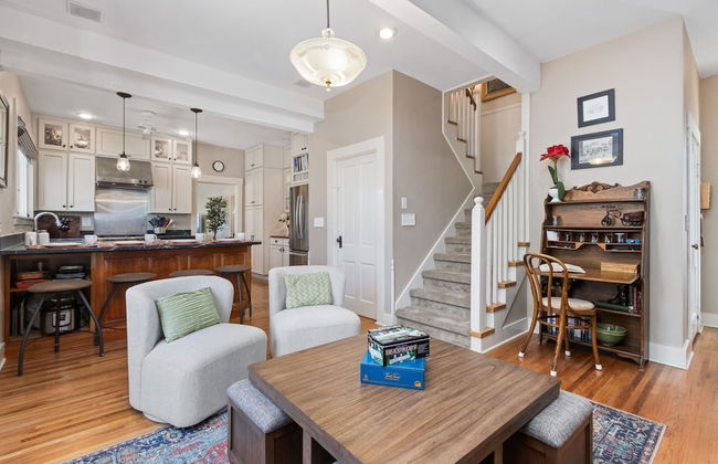 City Park Charm - Vintage Home w/ Modern Comforts - Foto 31