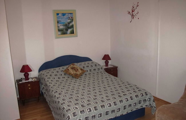 Bright and Modern: Fully Furnished Krk Apartments With Private Parking - Foto 4