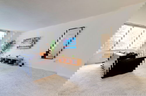 Photo 16 - Comfortable Apt in Crystal City
