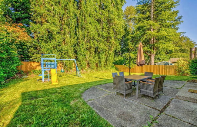 Cheerful Kirkland Home w/AC Big Yard, Walk to Beach - Foto 24