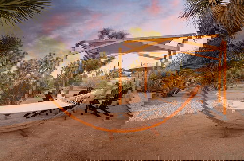 Foto 20 - Chuckwalla by Avantstay Joshua Tree Haven w Hot Tub Modern Interior
