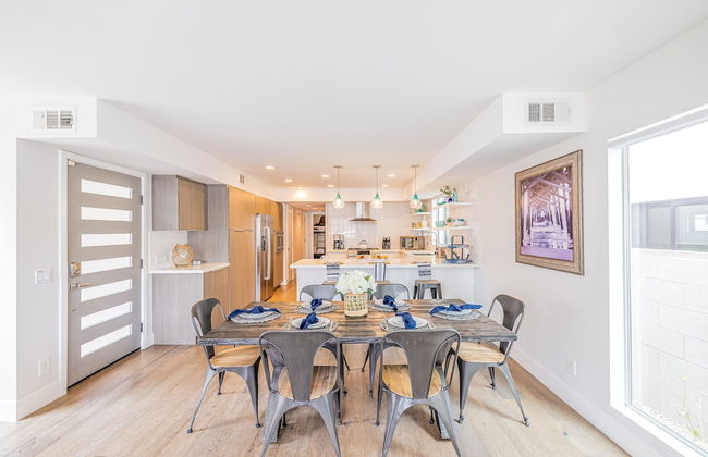 Seaside Style by Avantstay Rooftop Walk to Beach Chic Design - Foto 9