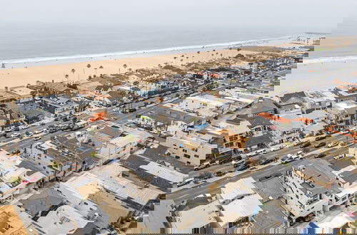 Photo 3 - Seaside Style by Avantstay Rooftop Walk to Beach Chic Design