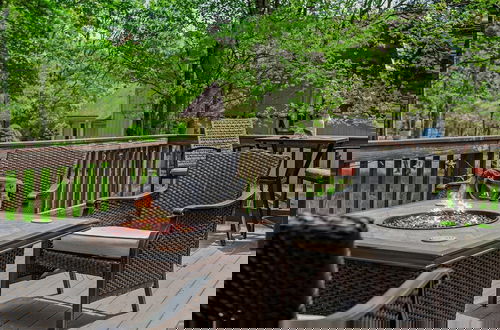Foto 2 - Mountain Hideout by Avantstay Game Room Deck