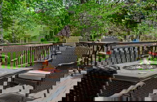 Foto 2 - Mountain Hideout by Avantstay Game Room Deck