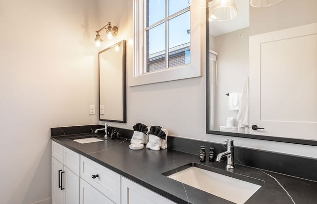 The Magnolia 5 by Avantstay Minutes to Downtown - Foto 32