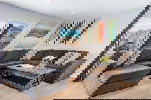 Photo 4 - Sandy by Avantstay Oceanview Steps to Beach Patio w Fire Pit Dining Area