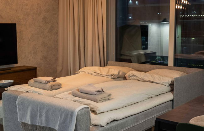 Modern 1BR Apartment with best location - Photo 2