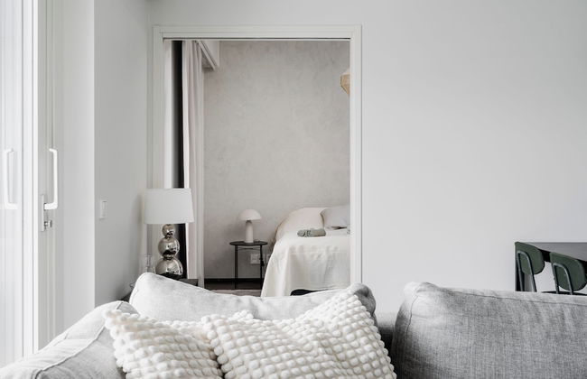 Modern 1BR Apartment with best location - Photo 4