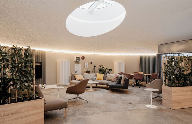 Modern 1BR Apartment with best location - Photo 25