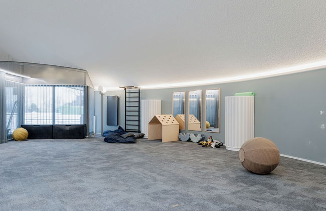 Modern 1BR Apartment with best location - Photo 33