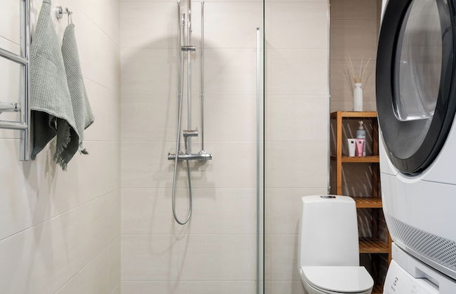 Modern 1BR Apartment with best location - Photo 17