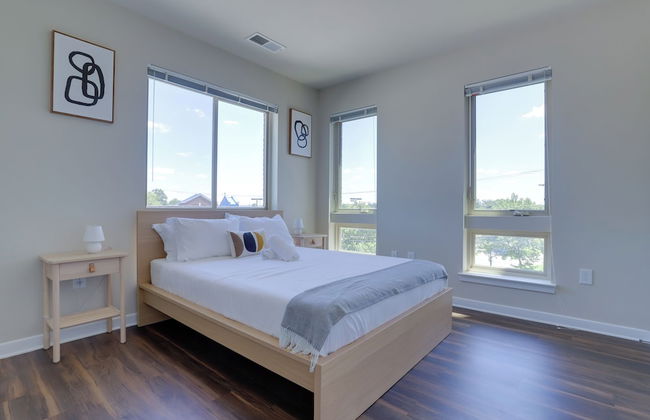 Spacious 2BR Apt with Den W Balcony - Foto 10
